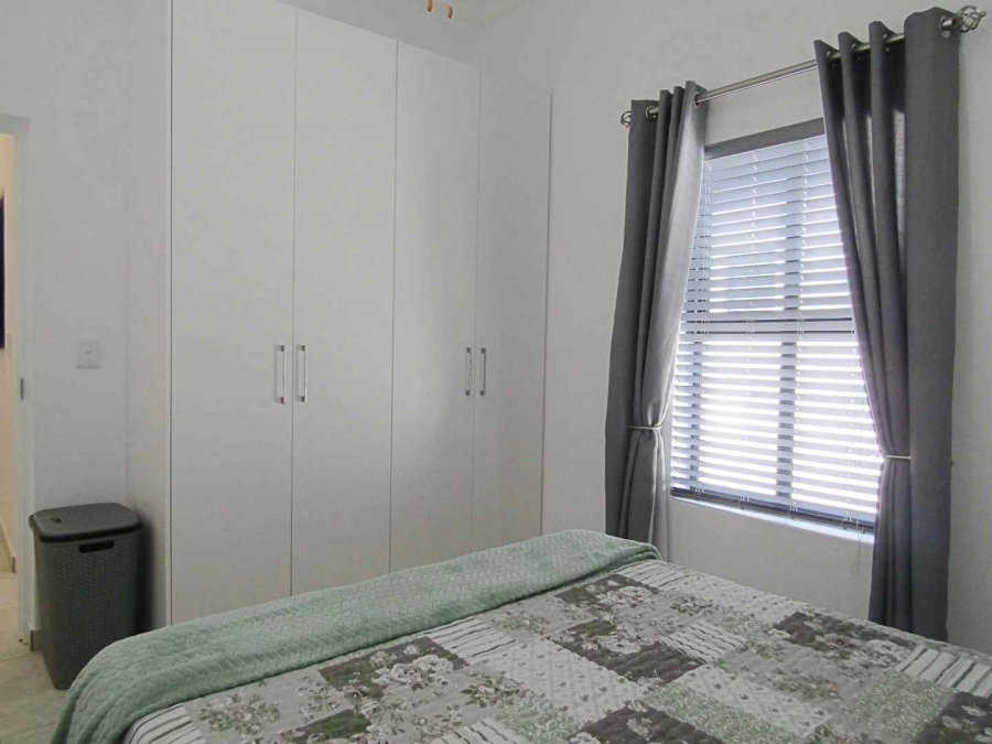 3 Bedroom Property for Sale in Sandy Point Western Cape